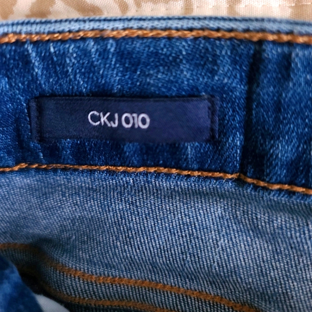 CALVIN KLEIN JEANS High-Rise Skinny Ankle Jeans - Picture 7 of 12